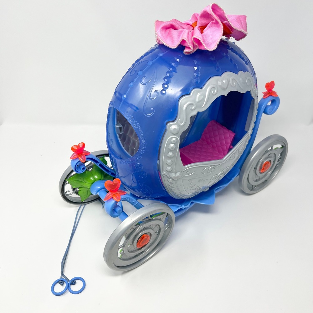 Disney‎ Princess Cinderella Transforming Pumpkin 15" Royal Carriage 2011 Barbie